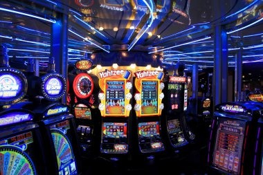 biru 138 Live Dealer Hall