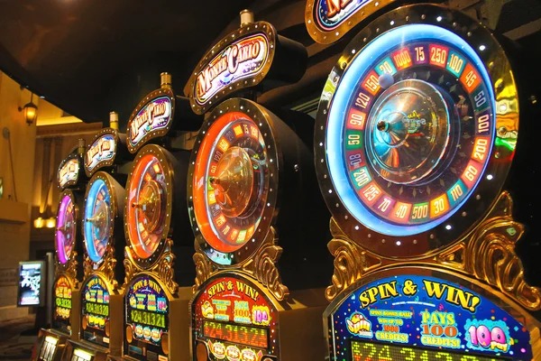 biru 138 Slots